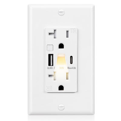 Convenient USB Charging Outlet with Light 2700K 5V 4.2A